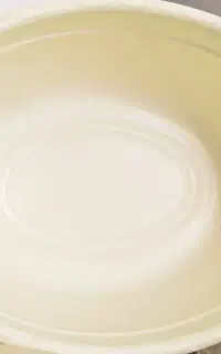 وان پلاستیکی تقریبا نو حدودا۸۰*۵۰*۳۵