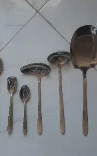 سرویس قاشق و چنگال