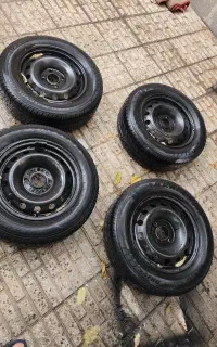 تایر و لوازم استوک ۲۰۶