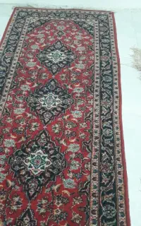 فرش و کناره دستبافت