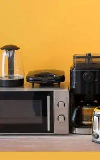 متخصص تعمیرات انواع لوازم برقی کوچک و خانگی