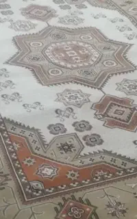 یک عدد گلیم فرش