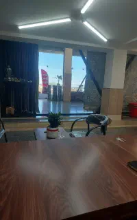 فروشنده ماهر خانم در فرش نگین یاقوت آرتا نیازمندیم