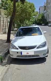 تویوتا کمری گرند