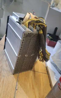 ماینر Z11 135