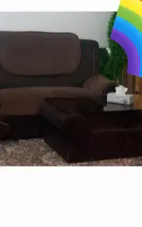 مبل ۹نفره با میز جلو مبلی و ساعت ایستاده