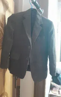کت شلوار مخمل پسرانه و کفش خارجی