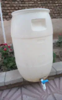 گالن یامنبع آب۰پرژکتر۰