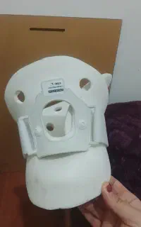 گردنبند طبی