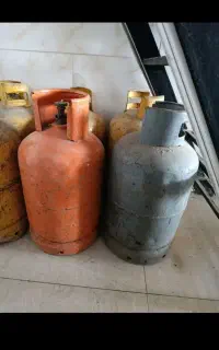 ۳ عدد کپسول گاز .دونه ای۶تومن