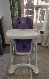 صندلی غذاخوری کودک