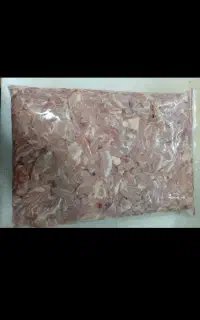 خورده گوشت مرغ  و اسکلت