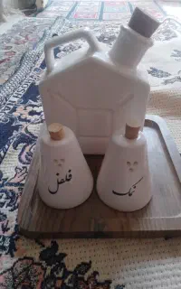 روغن ریز و دو عدد نمکدان