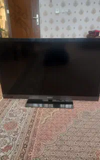 تلویزون سونی ۴۰ انج پانل.  شکسته
