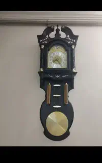ساعت دیواری