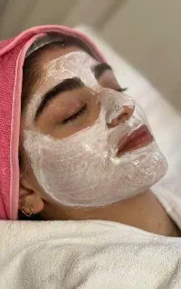 آموزش رایگان پاکسازی پوست و فیشیال