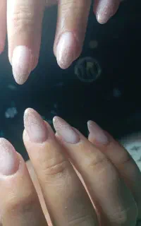کاشت ناخن به صرفه و با بهترین متریال