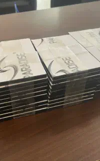 تخته شاسی بر چسبدار