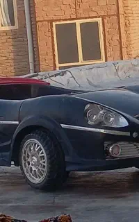 ماشین شارژی. همین ظاهر باطن.