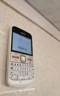 نوکیا es  لاکچری