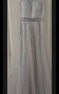 لباس عقد