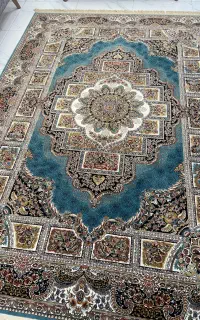 فرش نه متری بادوعددپادری