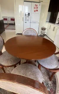 میز غذاخوری چهار نفره