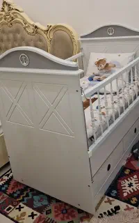 تخت خواب و کمد کودک
