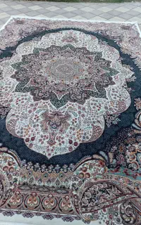 فرش ۱۲متری ۷۰۰شانه جفت سورمه ای کرم