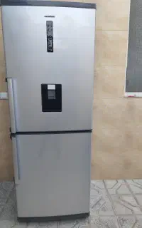 یخچال فریزر درحد نو ماندانا