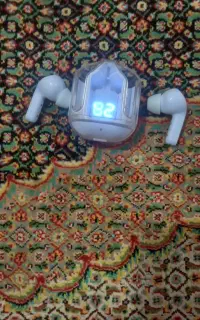 ایرپاد تمیز نو کم کارکرد زیبا