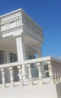 کاشی و سرامیک و سنگ نما و راهپله