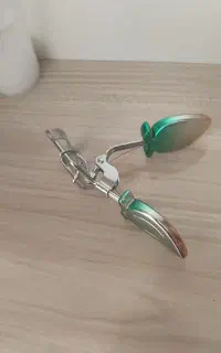فرکننده مژه