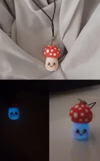 اویز فلش و قاب گوشی قارچ شب تاب