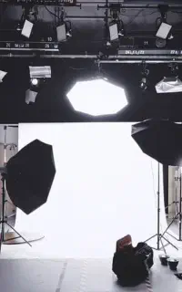 نیازمند خانم برای مدلینگ