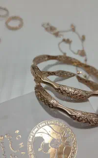 طلا ویترینی ب نرخ خام فقط تا فردا صبح