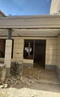 شاگرد کاشی کار