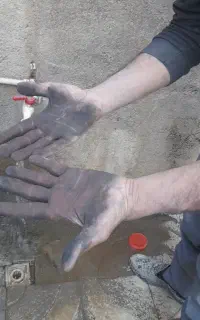 پودر دست مکانیک،روغن موتور،جایگزین خاک اره