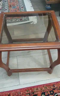 دوعدد میز عسلی