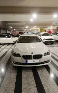 بی ام و۵۲۰