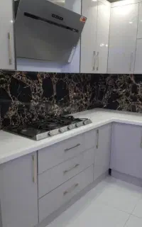کاشی وسرامیک کاری