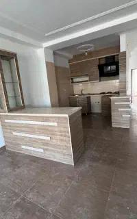 واحد ۷۸ متری طبقه اول در خیابان کلانتری