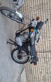 موتور۸۴