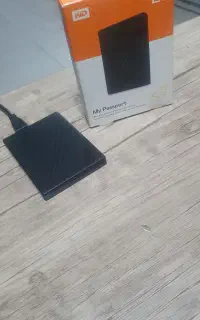 هارد اکسترنال ۲ترا وسترن سلامت ۱۰۰