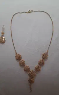 سرویس طلا به قیمت ۱۵۰ بالای تابلو