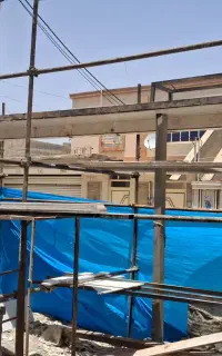 کارگر برای دوغاب ریزی