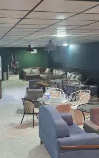قلیان زن (کار کرده) خیابان دانشگاه