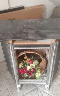 یک عدد میز دلاور و یک عدد میز جلو مبلی