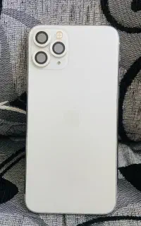 ایفون 11pro درحد