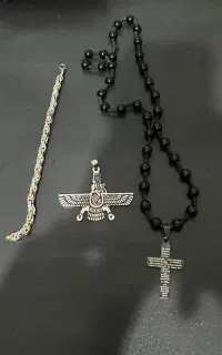 گردنبند و دستبند